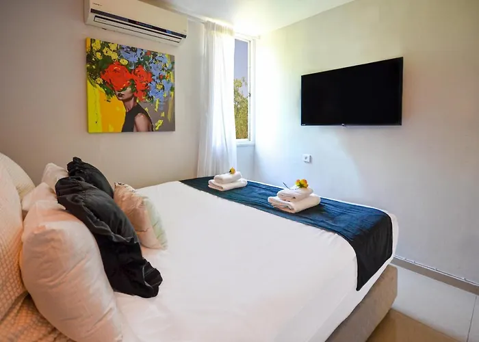 Yalarent Sunora 3Br Apt - Families Only