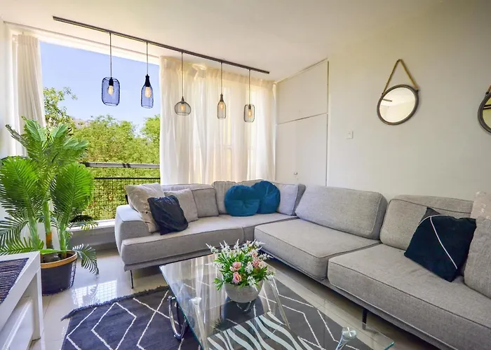 Yalarent Sunora 3Br Apt - Families Only